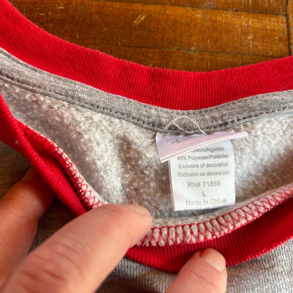 Mickey Mouse boys large sweater - Picture 2 of 6